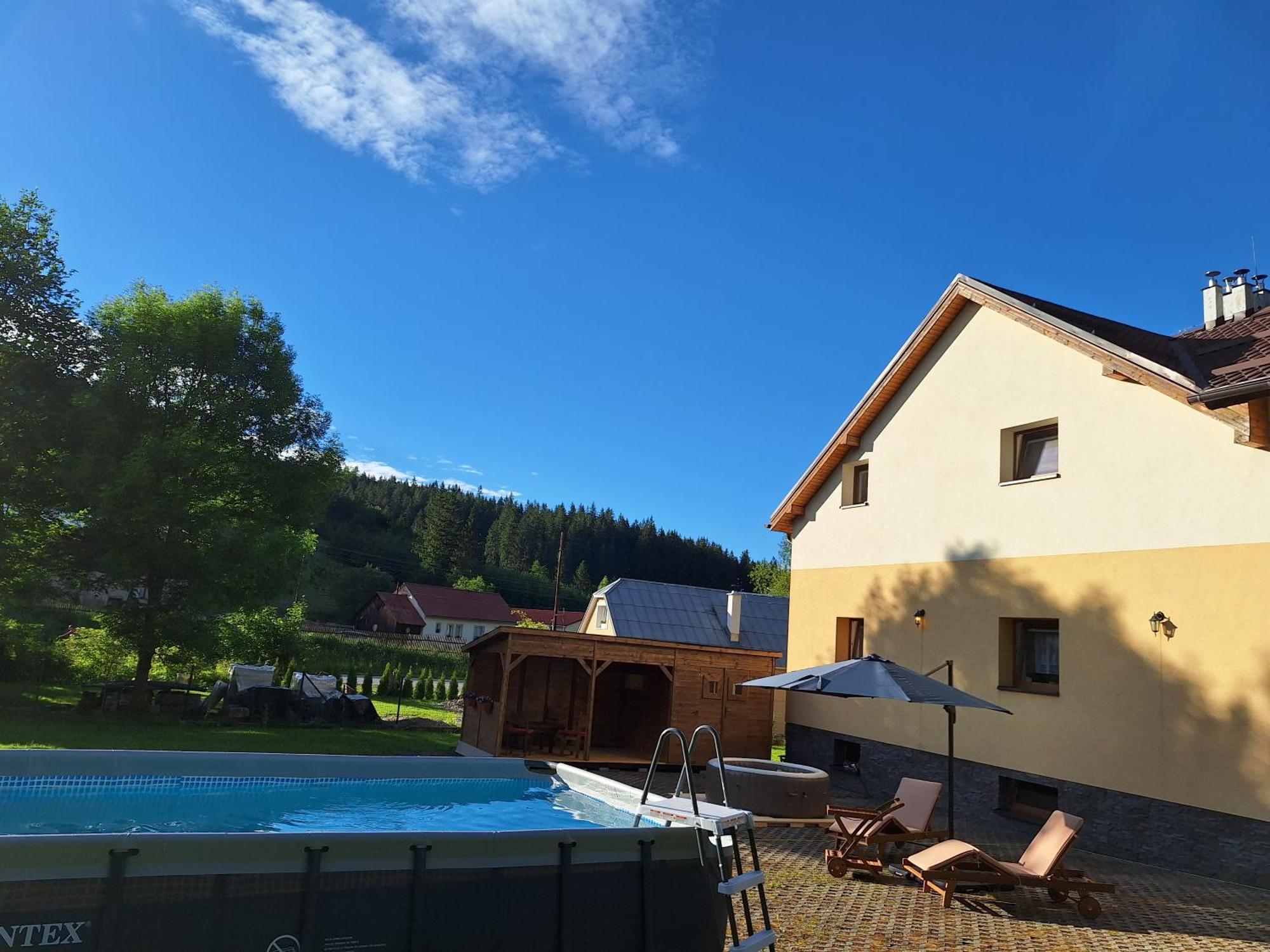 Vila Pohoda Javorniky S Rozlahlym Pozemkom Makov Extérieur photo